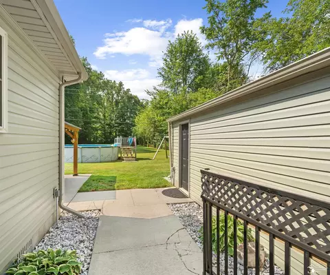 40535 Judd, Belleville, MI 48111 photo 40