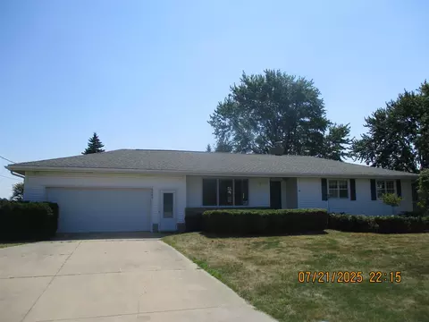 6869 3 Mile, Bay City, MI 48706
