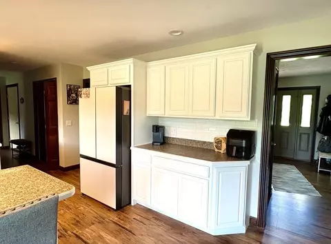 354 Ritchie, Gladwin, MI 48624 photo 6