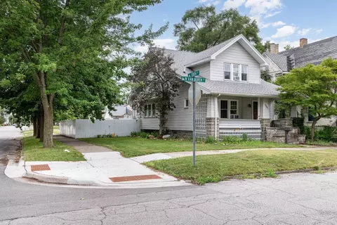 301 N Vanburen, Bay City, MI 48708