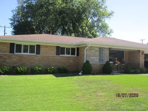 11270 Masonic, Warren, MI 48093 photo 2