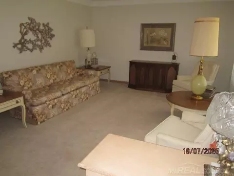 11270 Masonic, Warren, MI 48093 photo 8