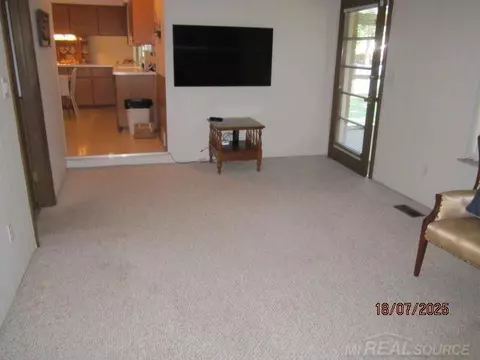 11270 Masonic, Warren, MI 48093 photo 17