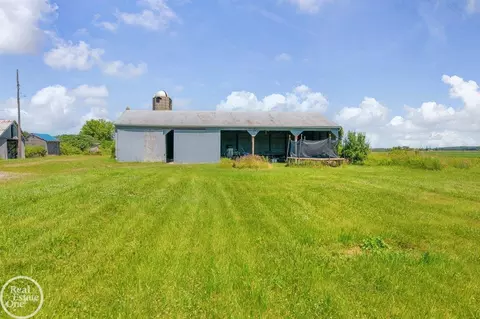 Exterior - 9268 Yale, Avoca, MI 48006 photo 4 of 4