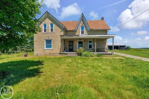 Exterior - 9268 Yale, Avoca, MI 48006 photo 1 of 4