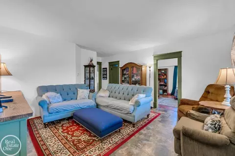 Living - 9268 Yale, Avoca, MI 48006 photo 2 of 2