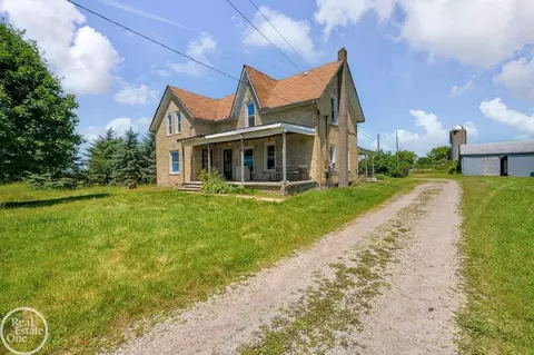 Exterior - 9268 Yale, Avoca, MI 48006 photo 2 of 4