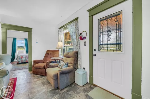 Entry Way - 9268 Yale, Avoca, MI 48006 photo 2 of 2