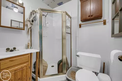 Bath - 9268 Yale, Avoca, MI 48006 photo 1 of 7
