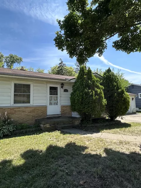 5323 Elmsford, Flint, MI 48532