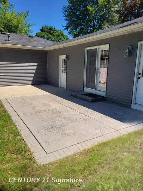 Exterior - 833 Coutant, Flushing, MI 48433 photo 9 of 9