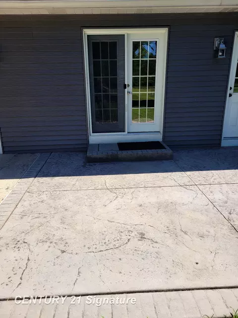 Exterior - 833 Coutant, Flushing, MI 48433 photo 7 of 9