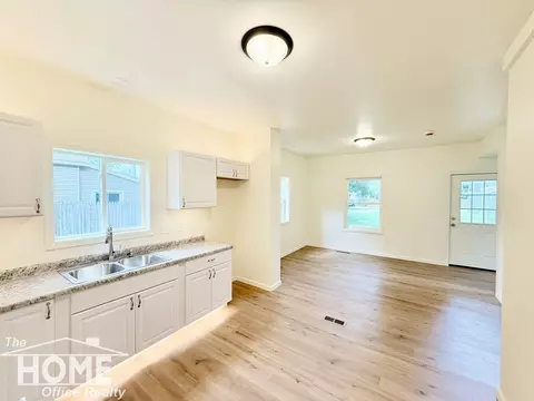 Other - 519 E Mason, Owosso, MI 48867 photo 3 of 8