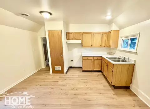 Other - 519 E Mason, Owosso, MI 48867 photo 5 of 8