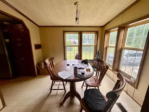 Dining - 11349 Maple, Gladwin, MI 48624 photo 1 of 1