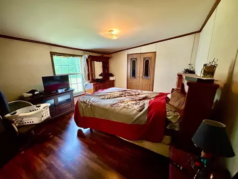Bedroom - 11349 Maple, Gladwin, MI 48624 photo 1 of 3