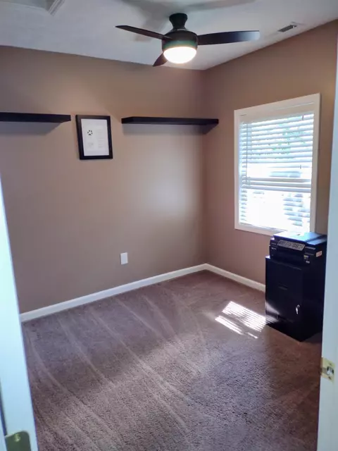 607 E Riverside, Williamston, MI 48895 photo 27