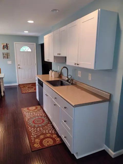 607 E Riverside, Williamston, MI 48895 photo 17