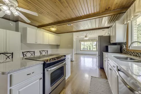 Kitchen - 3300 N State, Deckerville, MI 48427 photo 7 of 8