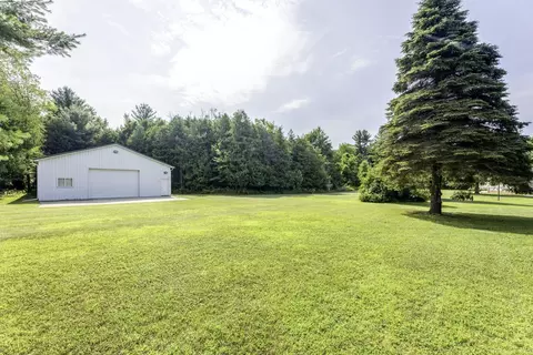 Exterior - 3300 N State, Deckerville, MI 48427 photo 15 of 27