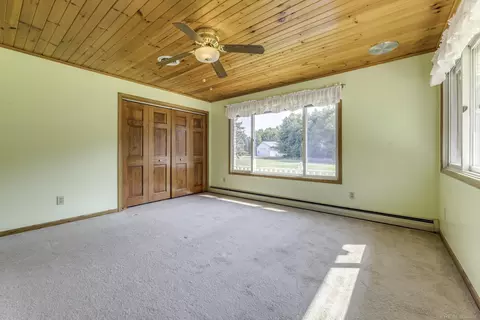 Bedroom - 3300 N State, Deckerville, MI 48427 photo 5 of 8