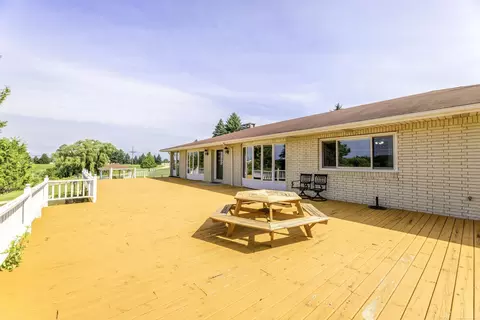 Exterior - 3300 N State, Deckerville, MI 48427 photo 18 of 27