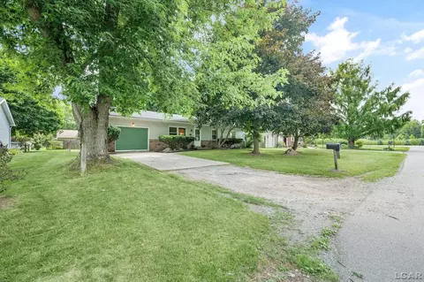 219 Kingsberry, Blissfield, MI 49228