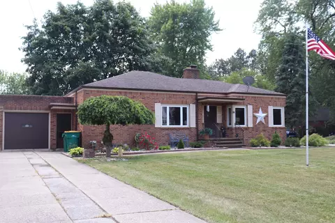 84 E Salzburg, Bay City, MI 48706