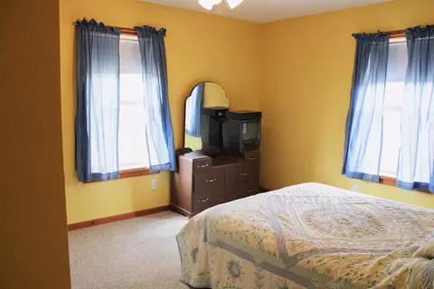 Bedroom - 2925 E Cranberry Lk, Harrison, MI 48625 photo 3 of 3