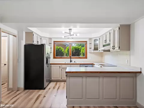 11585 Chicago, Warren, MI 48093 photo 18