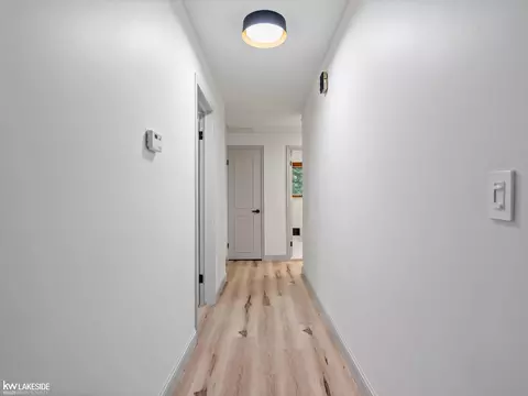 11585 Chicago, Warren, MI 48093 photo 32