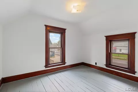 415 W Beecher, Adrian, MI 49221 photo 23