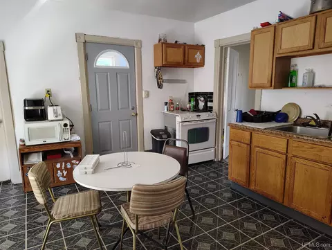 308 S 19th, Escanaba, MI 49829 photo 6