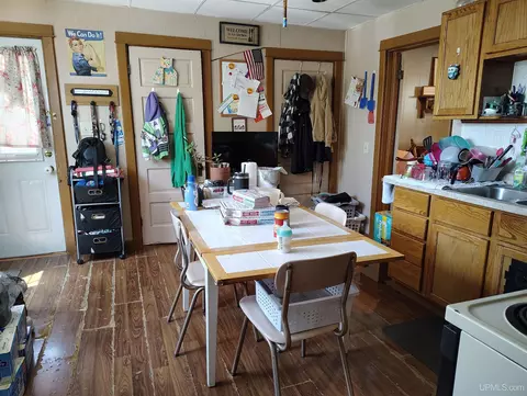308 S 19th, Escanaba, MI 49829 photo 9