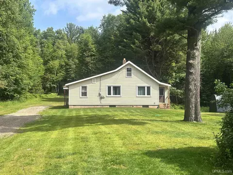 124 Wilderness, Negaunee, MI 49866