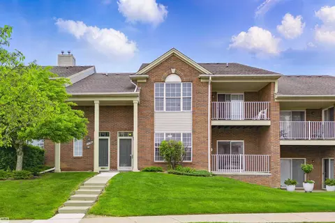 1852 Flagstone, Rochester, MI 48307