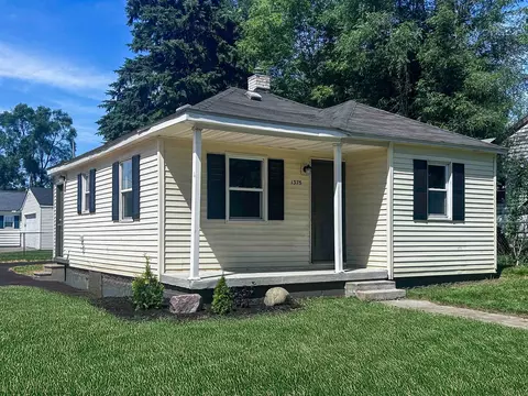 1375 James, Burton, MI 48529