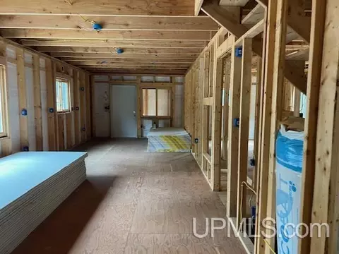 4657 Danforth, Escanaba, MI 49829 photo 6