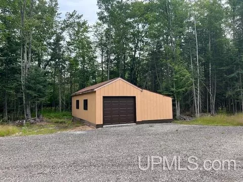 4657 Danforth, Escanaba, MI 49829 photo 28