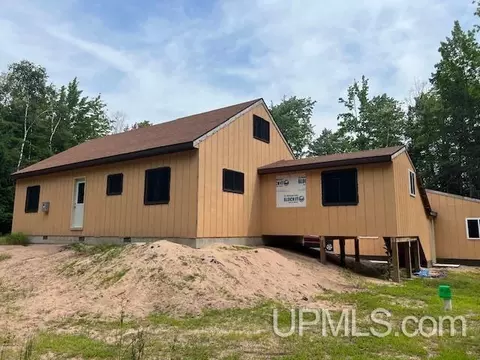 4657 Danforth, Escanaba, MI 49829 photo 39