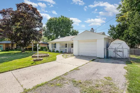 4 Roethke, Saginaw, MI 48602