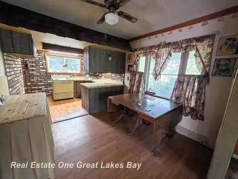 Other - 27 N Grout, Gladwin, MI 48624 photo 2 of 23