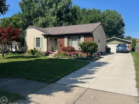 48923 Celeste, New Baltimore, MI 48051