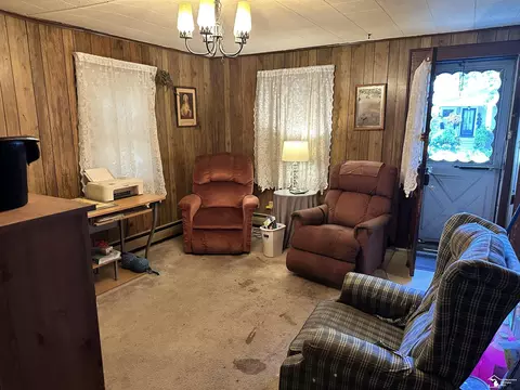 Living - 722 Cass, Monroe, MI 48161 photo 2 of 4