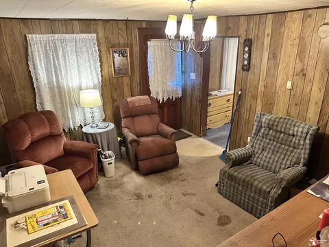 Living - 722 Cass, Monroe, MI 48161 photo 3 of 4