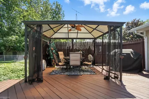 Exterior - 3181 N N Grv, Monroe, MI 48162 photo 11 of 22
