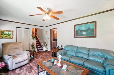 Living - 3181 N N Grv, Monroe, MI 48162 photo 1 of 2