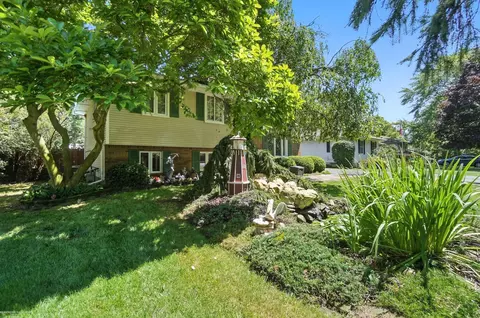 Exterior - 3181 N N Grv, Monroe, MI 48162 photo 5 of 22