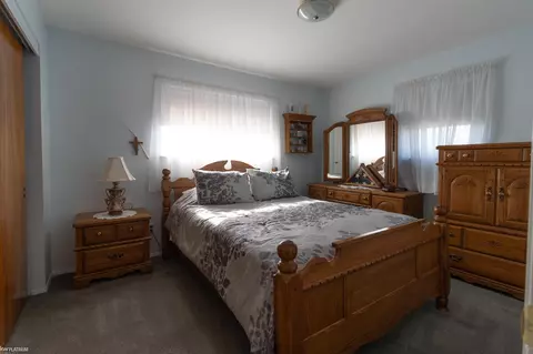 Bedroom - 23880 Warner, Warren, MI 48091 photo 1 of 3