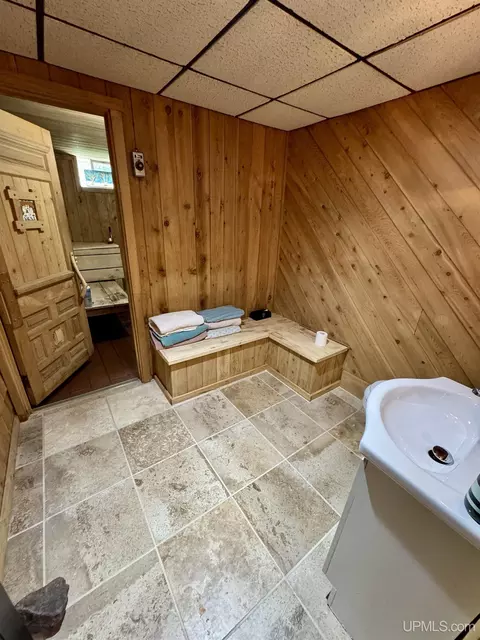 Bath - 4905 Co Rd Pi, Ishpeming, MI 49849 photo 1 of 8